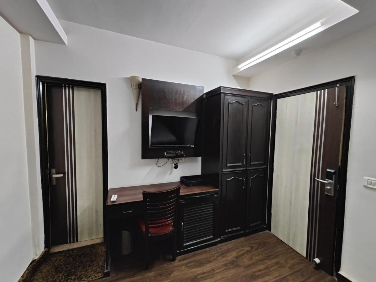 The Sentinel Suites 3*